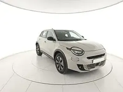Usata Fiat 600 110 CV (80 kW) 2025 Blu SUV