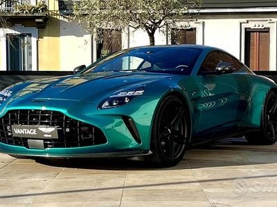 Usata Aston Martin V8 Vantage 665 CV (489 kW) 2024 Verde Coupé