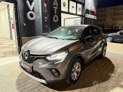 Usata Renault Captur Intens 115 CV (84 kW) 2020 Grigio SUV