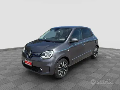 Usata Renault Twingo Zen 30 kW (42 CV) 2021 Grigio Utilitaria
