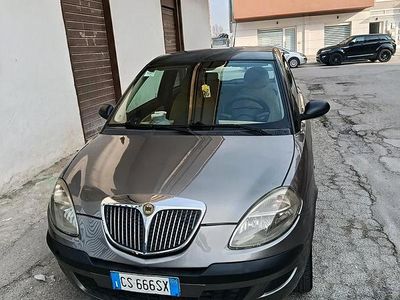 Usata Lancia Ypsilon 69 CV (50 kW) 2005 Nero Utilitaria