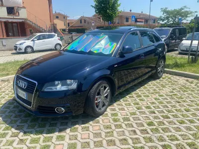 Usata Audi A3 Sportback Ambition 140 CV (102 kW) 2009 Blu Utilitaria