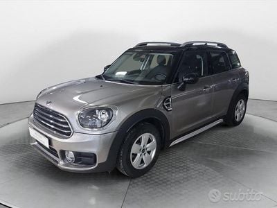 Usata Mini Cooper D Countryman Business 150 CV (110 kW) 2018 Melting silver SUV