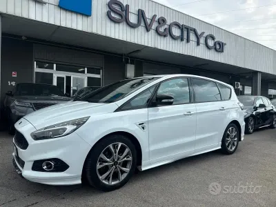 Begagnad Ford S-MAX ST-Line 150 HK (110 kW) 2018 Vit Minibuss