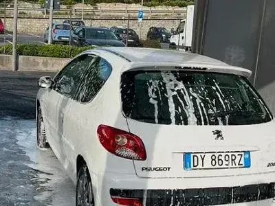 Käytetty Peugeot 206 60 HP (44 kW) 2009 Sedan