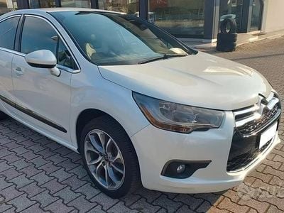 Usata Citroën DS4 Sport Chic 120 CV (88 kW) 2015 Bianco Utilitaria