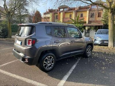 Usata Jeep Renegade Limited 140 CV (102 kW) 2016 Grigio SUV