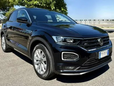 Usata VW T-Roc Sportline 150 CV (110 kW) 2021 Nero SUV