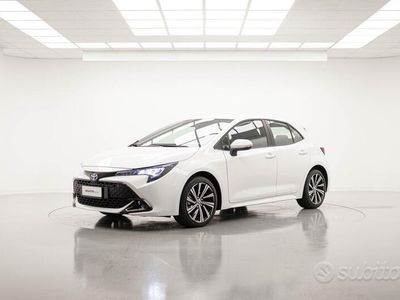 usata Toyota Corolla ACTIVE 1.8 HYBRID