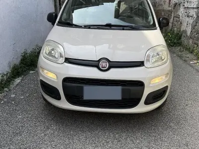 Usata Fiat Panda 85 CV (62 kW) 2012 Utilitaria
