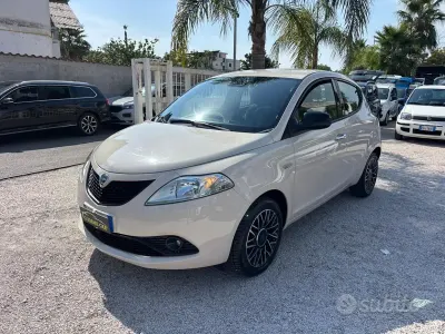 Usata Lancia Ypsilon