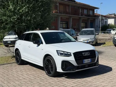 Usata Audi Q2 Ambiente 150 CV (110 kW) 2021 Bianco SUV