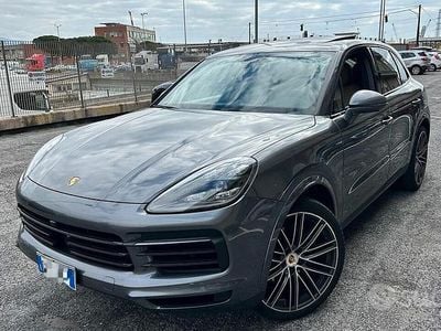 Usata Porsche Cayenne 339 CV (249 kW) 2020 Grigio SUV