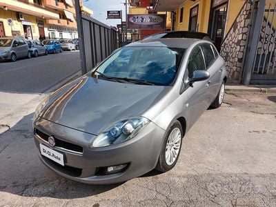 Usata Fiat Bravo 120 CV (88 kW) 2012 Grigio Utilitaria