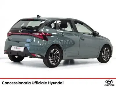 Usata Hyundai i20 84 CV (61 kW) 2023 Verde Utilitaria