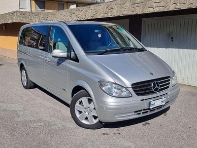Usata Mercedes Viano 109 CV (80 kW) 2008 Argento Monovolume