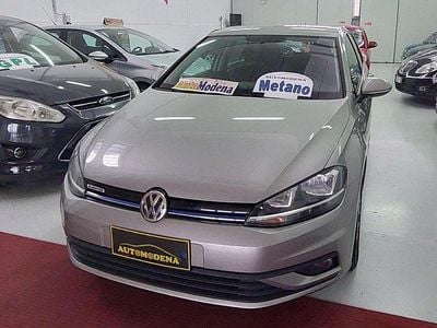Usata VW Golf VIII 131 CV (96 kW) 2020 Argento Berlina