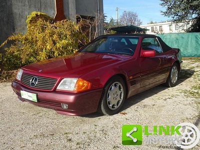 Begagnad Mercedes SL500 335 HK (246 kW) 1991 Röd Cab