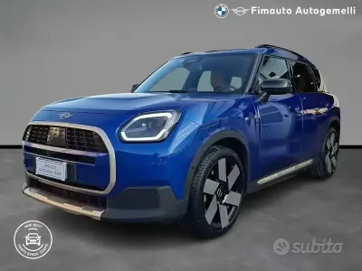Usata Mini Countryman Favoured 150 CV (110 kW) 2024 Blu / metallizzato SUV