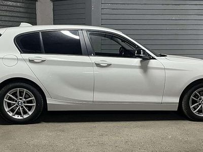 Usata BMW 116 Sport Line 116 CV (85 kW) 2016 Bianco Utilitaria