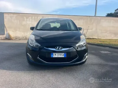 Usata Hyundai ix20 Style 90 CV (66 kW) 2012 Nero Utilitaria