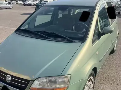 Usata Fiat Idea 95 CV (69 kW) 2004 Verde Monovolume