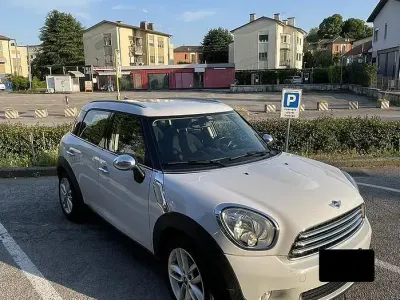 Usata Mini Countryman 90 CV (66 kW) 2012 Bianco SUV