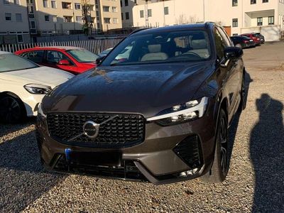 Usata Volvo XC60 R-Design 197 CV (144 kW) 2023 Grigio SUV