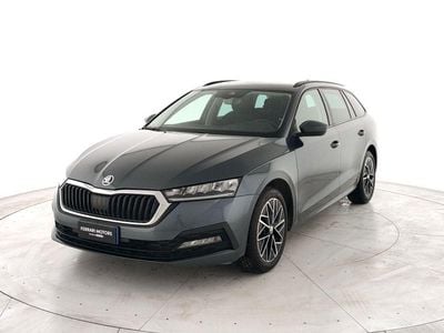 Usata Skoda Octavia Executive 150 CV (110 kW) 2021 Grigio Station wagon