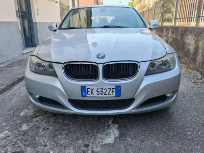 Usata BMW 320 Efficient Dynamics 184 CV (135 kW) 2011 Argento Station wagon
