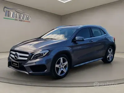 Usata Mercedes GLA220 177 CV (130 kW) 2016 Grigio SUV