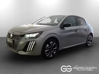 Usata Peugeot 208 Allure 101 CV (74 kW) 2025 Grigio artense Utilitaria