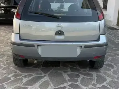 Usata Opel Corsa Club 80 CV (58 kW) 2005 Grigio Utilitaria