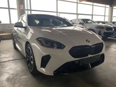 Usata BMW 118 M Sport 150 CV (110 kW) 2024 Bianco Berlina