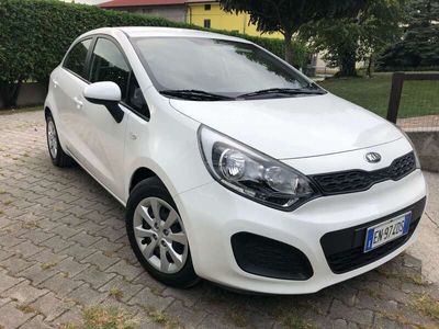 usata Kia Rio 5p 1.2 LX