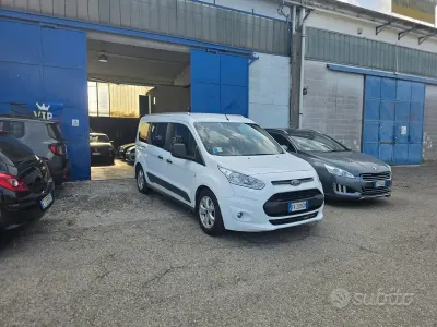Usata Ford Tourneo Connect Titanium 120 CV (88 kW) 2017 Bianco Monovolume