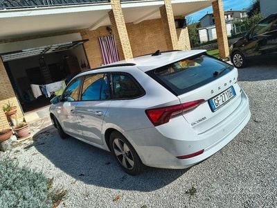 Usata Skoda Octavia G-TEC 150 CV (110 kW) 2021 Bianco Station wagon