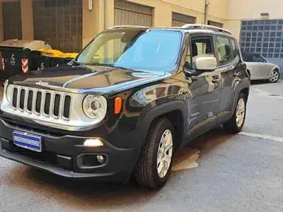 Usata Jeep Renegade Limited 140 CV (102 kW) 2014 Nero metallizzato SUV