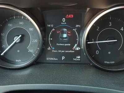 Usata Jaguar E-Pace 160 CV (117 kW) 2018 Bianco SUV