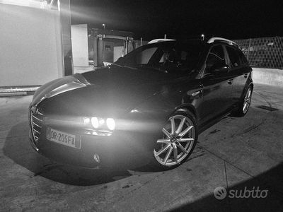 Usata Alfa Romeo 159 Ti 170 CV (125 kW) 2010 Nero Station wagon