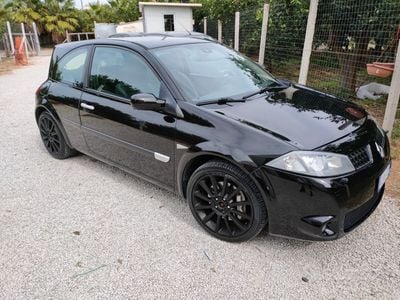 Nero Usata 2004 Renault Mégane II R.S. | 9000 €