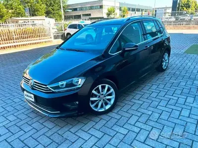 Usata VW Golf Sportsvan Comfortline 110 CV (80 kW) 2015 Nero Monovolume