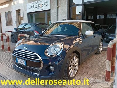 Usata Mini Cooper D 116 CV (85 kW) 2015 Blu Utilitaria