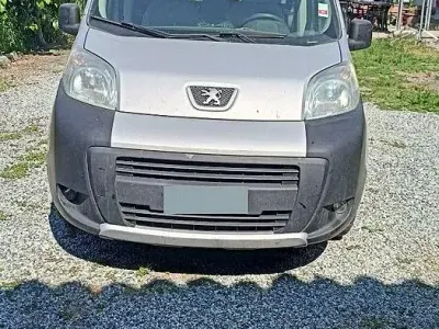 Usata Peugeot Bipper 68 CV (50 kW) 2010 Monovolume