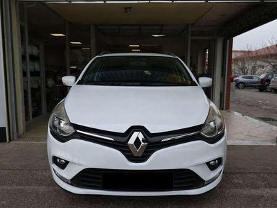 Usata Renault Clio GrandTour Intens 75 CV (55 kW) 2016 Station wagon