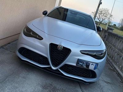 Usata Alfa Romeo Giulia Competizione 211 CV (155 kW) 2023 Argento Berlina