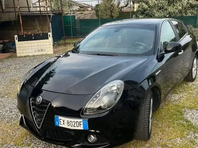 Usata Alfa Romeo Giulietta 105 CV (77 kW) 2014 Utilitaria