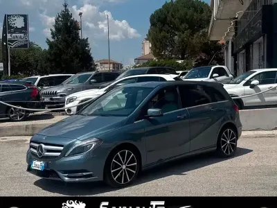 Usata Mercedes B200