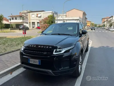 Usata Land Rover Range Rover evoque SE Dynamic 150 CV (110 kW) 2018 Nero SUV