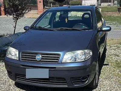 Usata Fiat Punto 2004 Blu Utilitaria